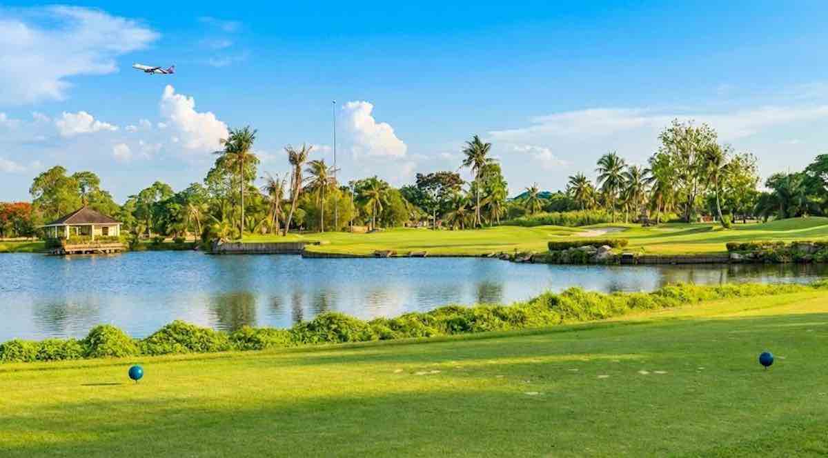 Lakewood Country Club & Golf Course