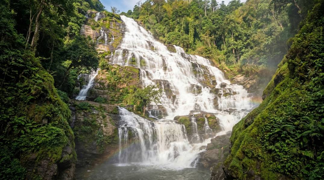 Mae Ya Waterfall